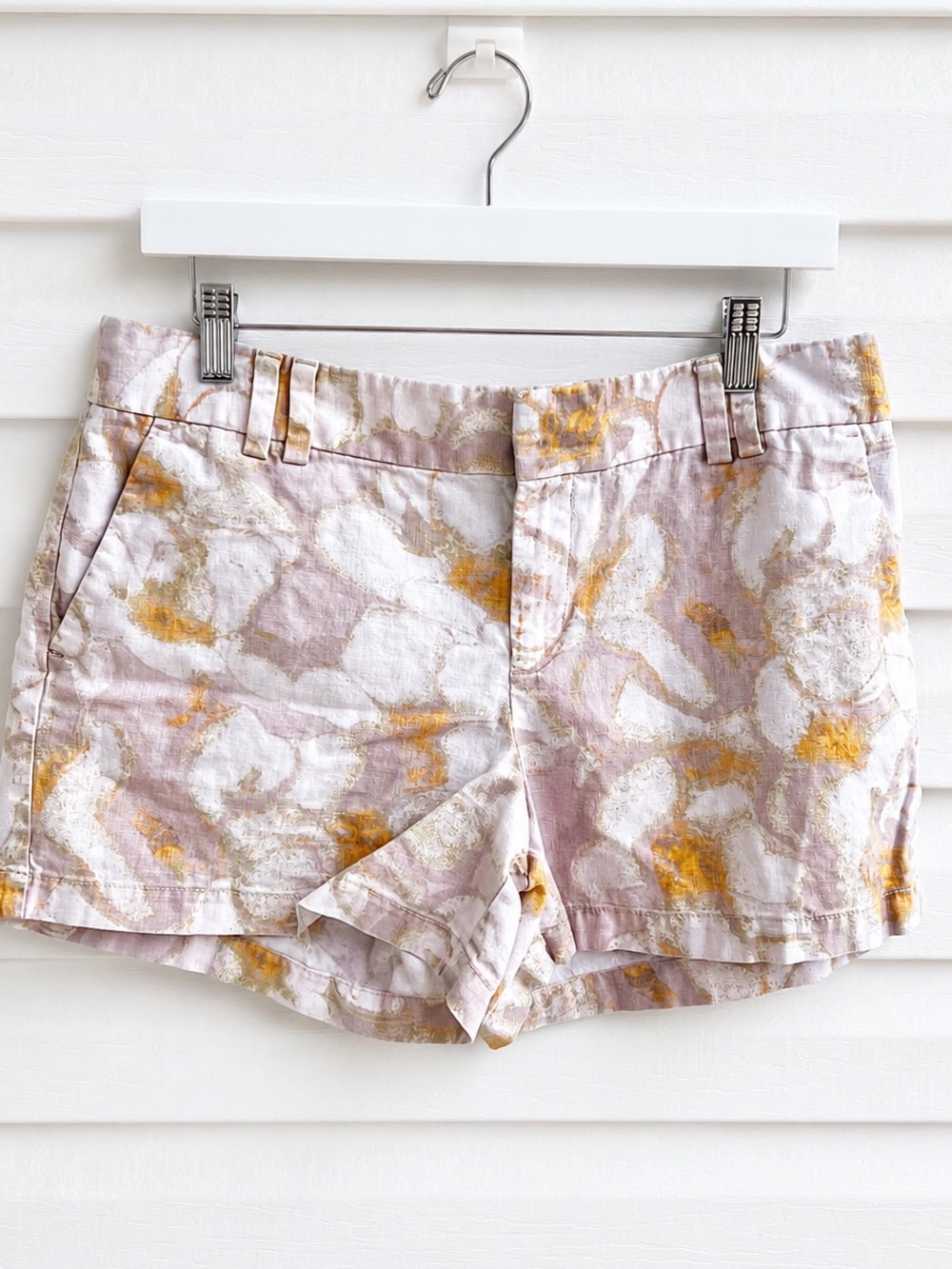 Ann Taylor LOFT Linen Blend Floral Chino Shorts Size 8